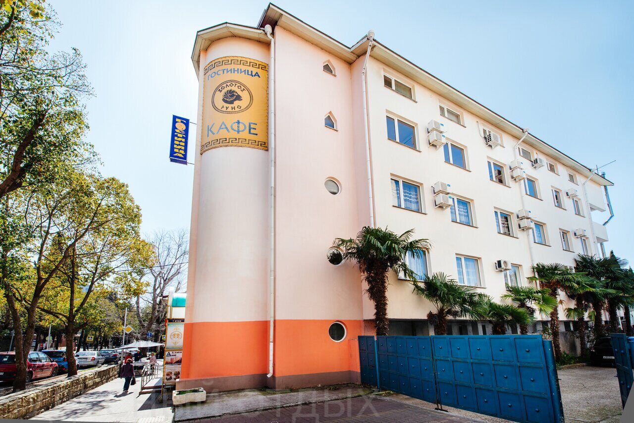 Золотое Руно, Гостиница Чёрное море