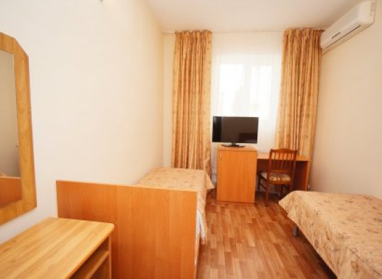 Золотой клен, гостевой дом 2