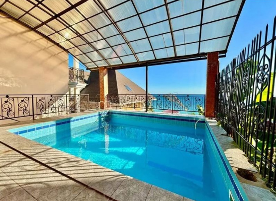 Высокий замок, Гостевой дом. Бассейн 2