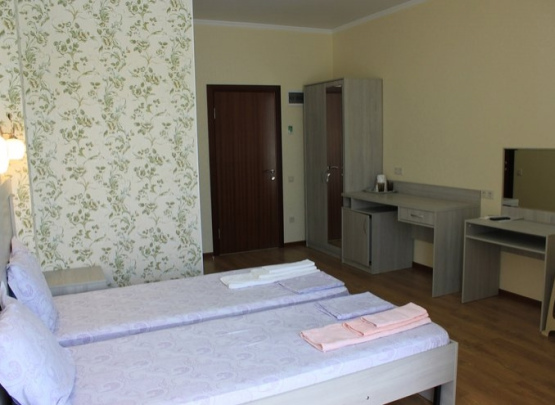 РОЗА ВЕТРОВ гостиница. Бассейн 2