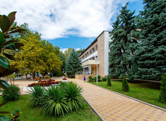 Пансионат Приморский  ПОС. ДИВНОМОРСКОЕ 2