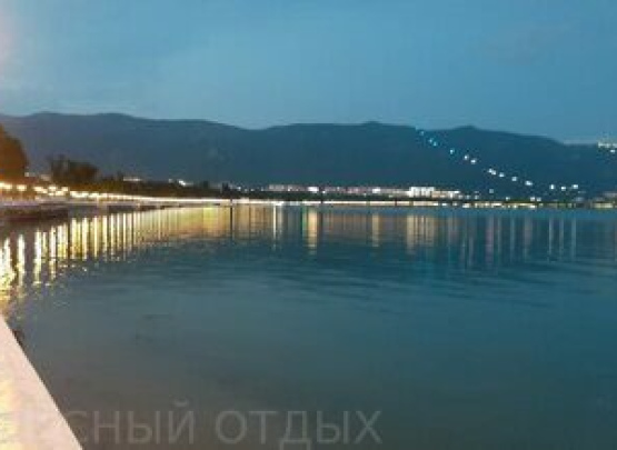 Тенистая,  Гостевой дом. Геленджик, Тонкий мыс, эконом 2