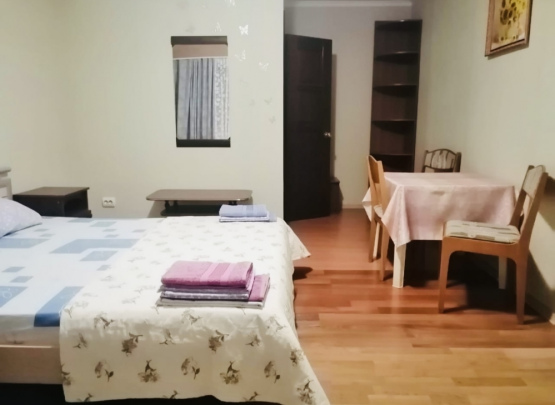 Бриз. Гостевой дом. Бассейн. 2