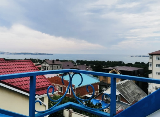 Бриз. Гостевой дом. Бассейн. 2
