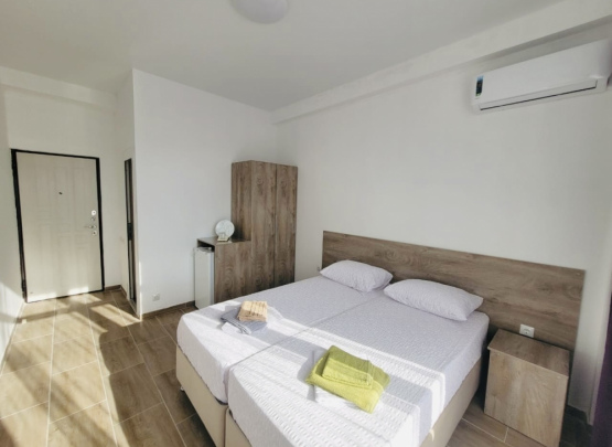 ЭДЭМ Бассейн Море рядом 2