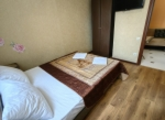 Апартаменты с кухней Домик у моря 2-х комнатный Центр 2