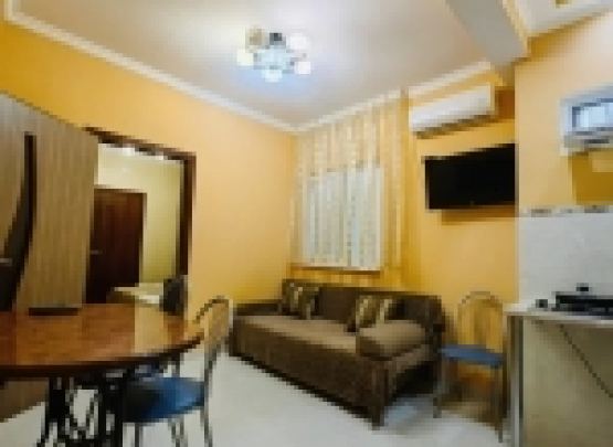 Апартаменты с кухней Домик у моря 2-х комнатный Центр 2