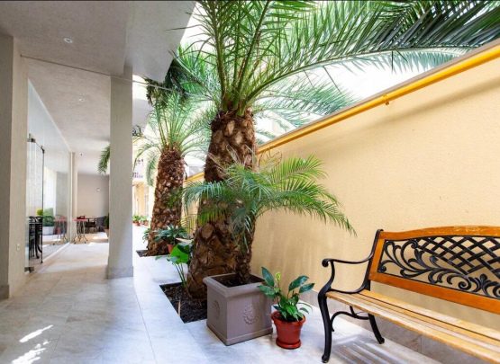 ИРИНА, гостевой дом. Бассейн 2