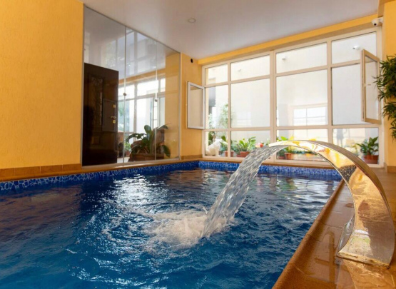 ИРИНА, гостевой дом. Бассейн 2