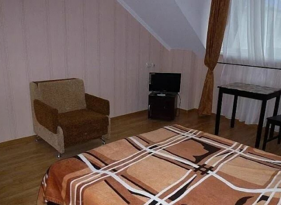 Гостевой дом «Лазурный» п. Лазаревское 2