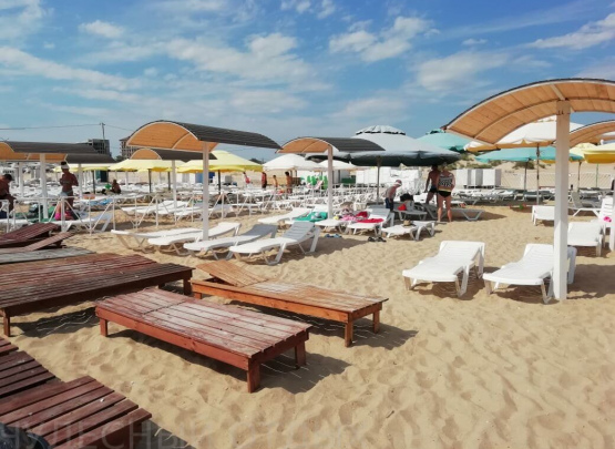 Анастасия Роз, Гостевой дом 2