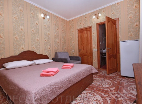 Валентина, Гостевой дом 2