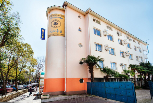 Золотое Руно, Гостиница