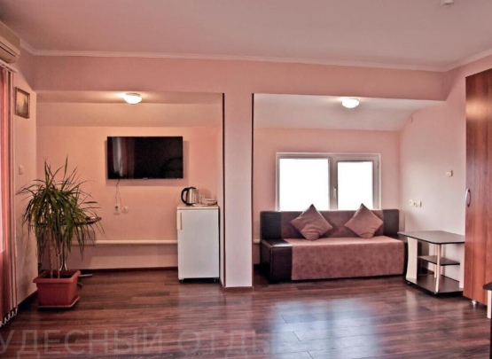 Золотое Руно, Гостиница 2