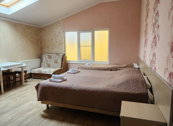 Алёна, Гостевой дом 2