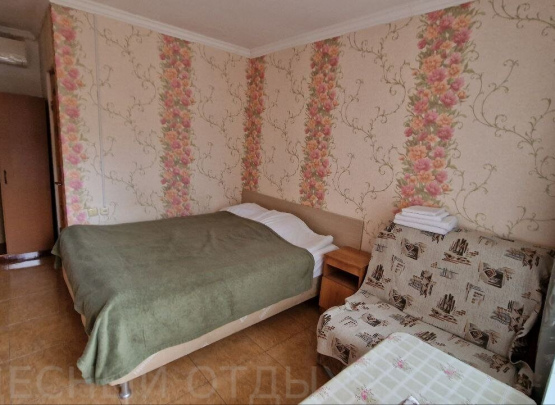 Алёна, Гостевой дом 2