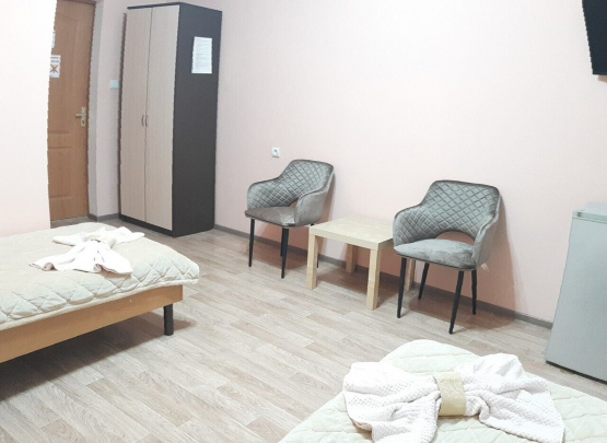 Маяк, Гостевой дом, ст. Голубицкая, 2