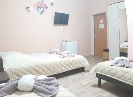 Маяк, Гостевой дом, ст. Голубицкая, 2