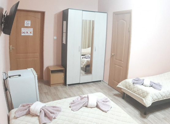 Маяк, Гостевой дом, ст. Голубицкая, 2