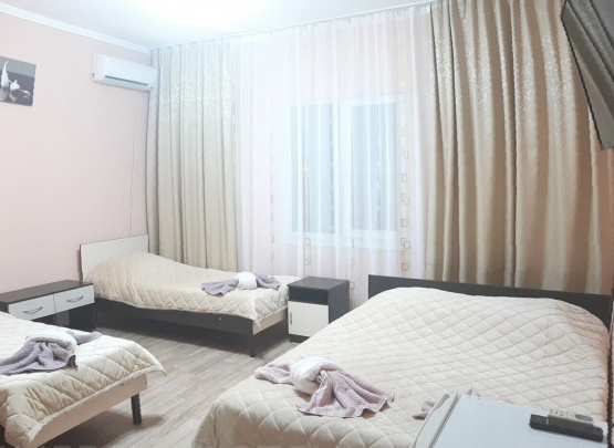 Маяк, Гостевой дом, ст. Голубицкая, 2