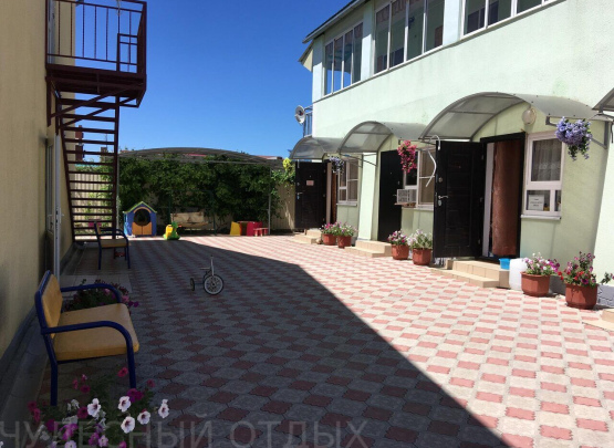 Маяк, Гостевой дом, ст. Голубицкая, 2