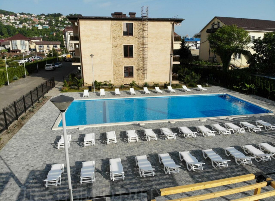 Слон, Отель,  п. Лазаревское 2