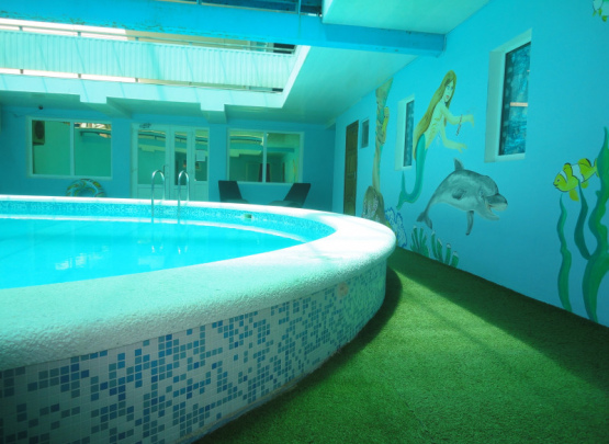 ТРИ БОГАТЫРЯ, ГОСТЕВОЙ ДОМ  Пос.  Витязево 2