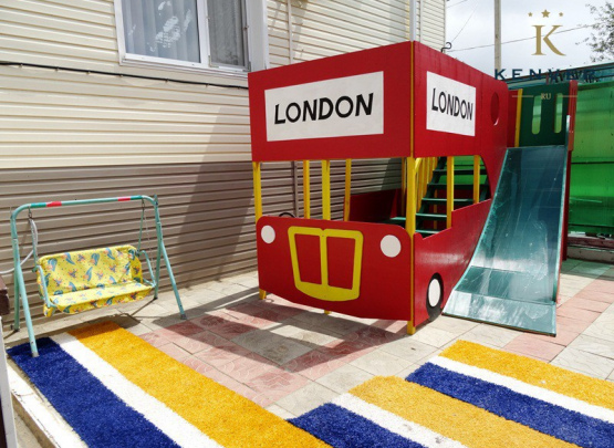 ТРИ БОГАТЫРЯ, ГОСТЕВОЙ ДОМ  Пос.  Витязево 2