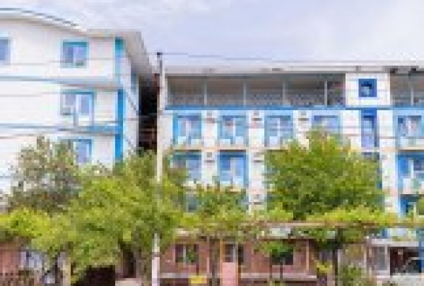 Островок Паралии, Гостевой дом